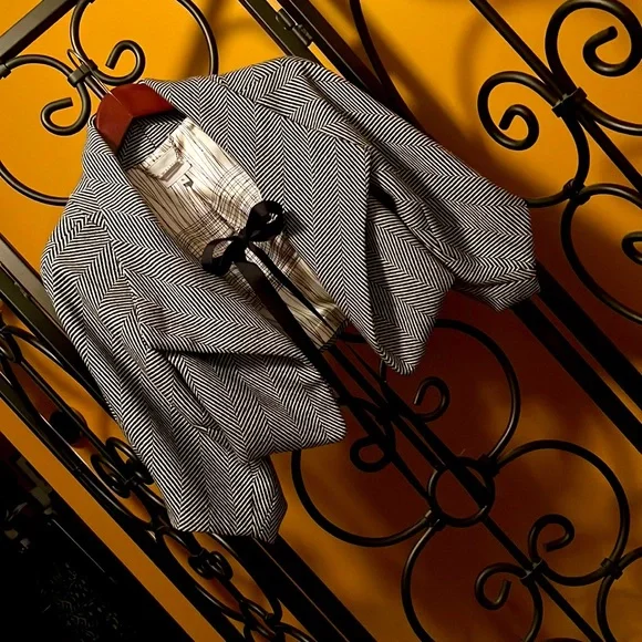 WALTER BY WALTER BAKER Tweed Crop Suit Jacket - Picture 1 of 8